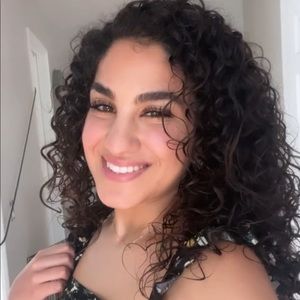 Meet your Posher, Mariam